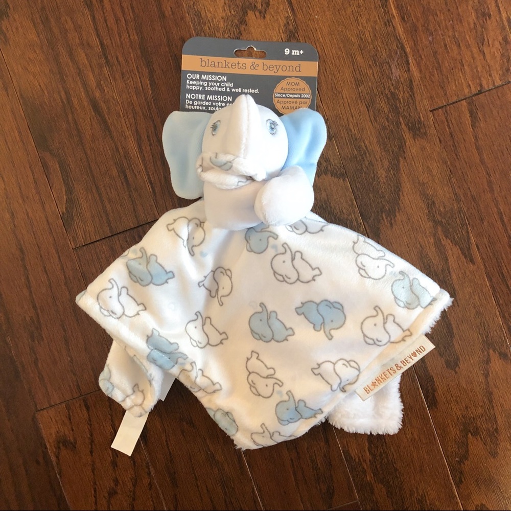 NWT Blankets & Beyond Elephant Lovey Nunu